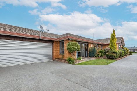 Photo of property in 115 Hawthornden Road, Avonhead, Christchurch, 8042