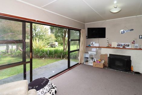 Photo of property in 4 Charles Street, Carterton, 5713