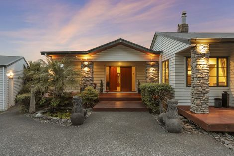 Photo of property in 305 Sturges Road, Henderson Valley, Auckland, 0612