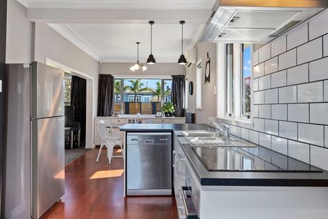 Photo of property in 22 Coronation Road, Morrinsville, 3300