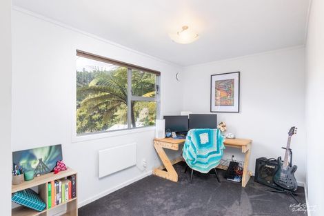 Photo of property in 470c Stokes Valley Road, Stokes Valley, Lower Hutt, 5019