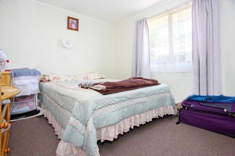 Photo of property in 1/18 Kennington Drive, Clendon Park, Auckland, 2103