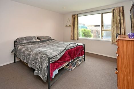 Photo of property in 43 Castletown Place, New Brighton, Christchurch, 8083