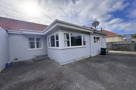 Photo of property in 26 Monorgan Road, Strathmore Park, Wellington, 6022