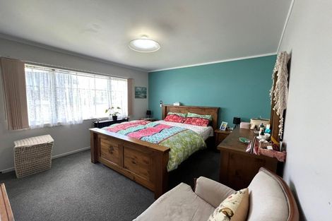 Photo of property in 17 Sunningdale Street, Wattle Downs, Auckland, 2103