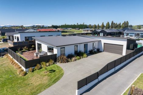 Photo of property in 28 Burnby Drive, Te Anau, 9679