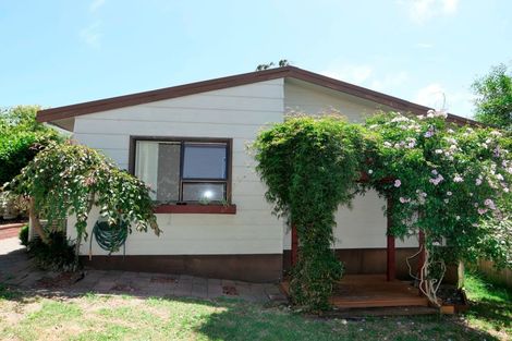 Photo of property in 27 Pitoitoi Street, Otaihanga, Paraparaumu, 5036