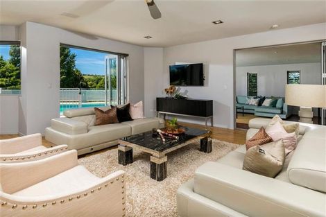 Photo of property in 33 Langford Place, Dairy Flat, Albany, 0792