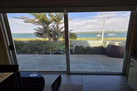 Photo of property in 16 The Parade, Bucklands Beach, Auckland, 2012