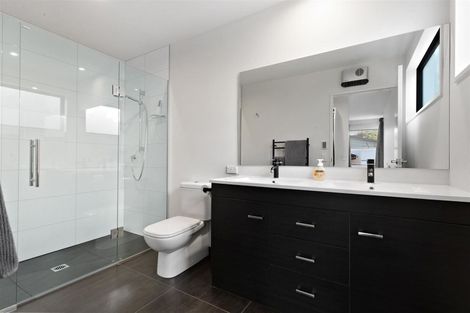 Photo of property in 8 Turnbull Crescent, Wanaka, 9305