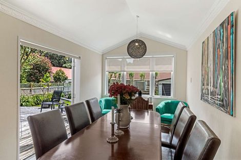 Photo of property in 8 Saint Leonard Street, Saint Johns Hill, Whanganui, 4501