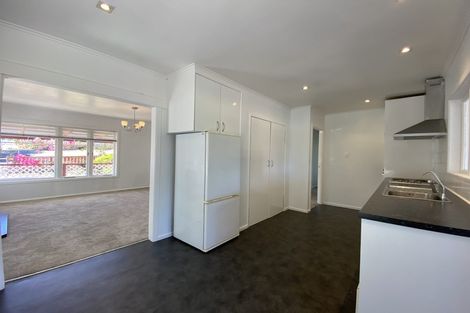 Photo of property in 61 Wilsher Crescent, Henderson, Auckland, 0612