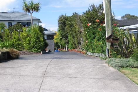 Photo of property in 2/43 Auld Street, Torbay, Auckland, 0630