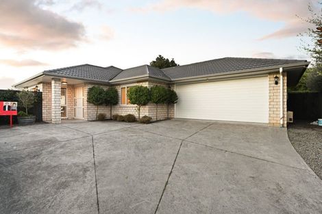 Photo of property in 60 Magellan Rise, Flagstaff, Hamilton, 3210