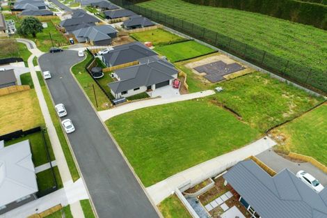 Photo of property in 6 Sam Heywood Place, Pyes Pa, Tauranga, 3112