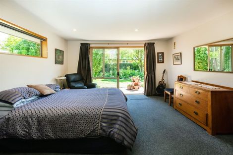 Photo of property in 25 Chesterfield Mews, Russley, Christchurch, 8042