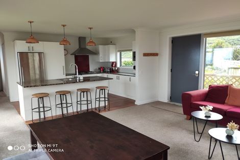 Photo of property in 22 Arahiwi Grove, Tirohanga, Lower Hutt, 5010