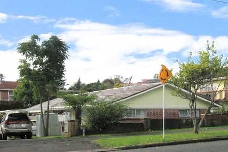 Photo of property in 2/48 View Road, Henderson, Auckland, 0612