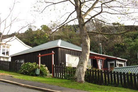 Photo of property in 16 Slant Street, Careys Bay, Port Chalmers, 9023