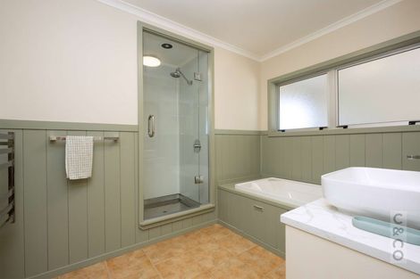 Photo of property in 221 Amreins Road, Taupaki, Henderson, 0782