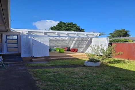 Photo of property in 2/11 Anthony Place, Pakuranga, Auckland, 2010