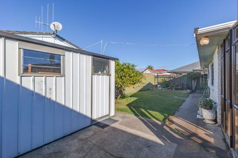Photo of property in 112a Winchester Street, Levin, 5510