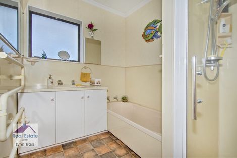 Photo of property in 2/329 Western Hills Drive, Avenues, Whangarei, 0110