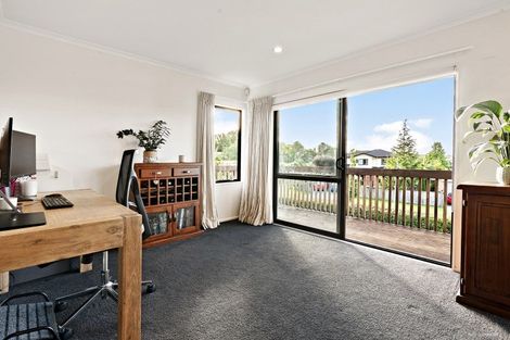 Photo of property in 26 Cape Vista Crescent, Pukekohe, 2120
