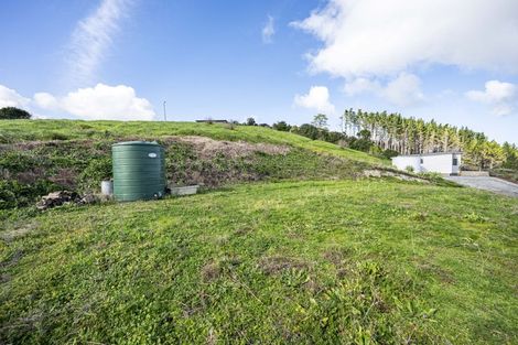 Photo of property in 17 Dem Road, Pahi, Paparoa, 0571
