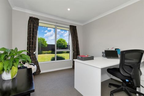 Photo of property in 23 Churchill Drive, Rangiora, 7400