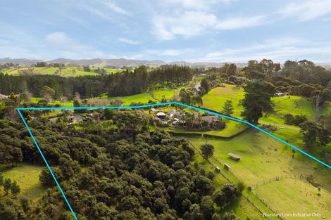 Photo of property in 185 Red Hills Road, Massey, Henderson, 0782