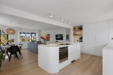 Photo of property in 596 Grenada Street, Papamoa Beach, Papamoa, 3118