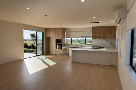 Photo of property in 10a Mclarin Road, Glenbrook, 2681