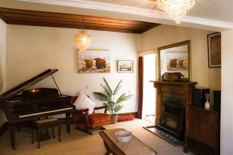 Photo of property in 2 Rose Street, Waipawa, 4210