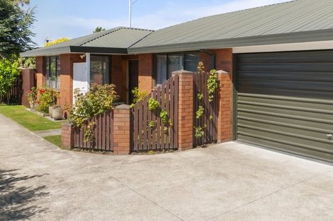 Photo of property in 1/119 Withells Road, Avonhead, Christchurch, 8042