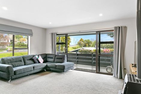 Photo of property in 90 Taharepa Road, Hilltop, Taupo, 3330
