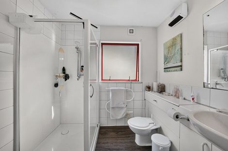 Photo of property in 8a Kiely Lane, Queenstown, 9300