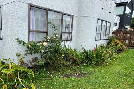 Photo of property in 2/493 Point Chevalier Road, Point Chevalier, Auckland, 1022