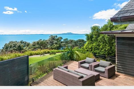 Photo of property in 37b View Road, Campbells Bay, Auckland, 0630