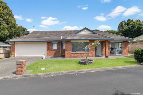 Photo of property in 25j Youngs Road, Papakura, 2110