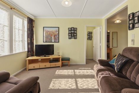 Photo of property in 11 Cleland Crescent, Naenae, Lower Hutt, 5011