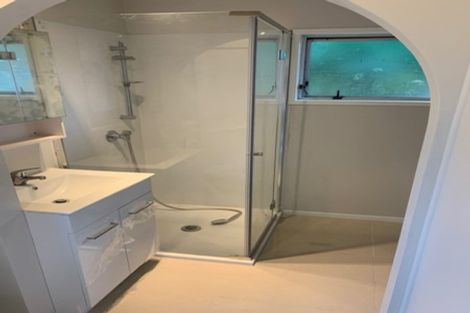 Photo of property in 2/8 Keeling Road, Henderson, Auckland, 0612