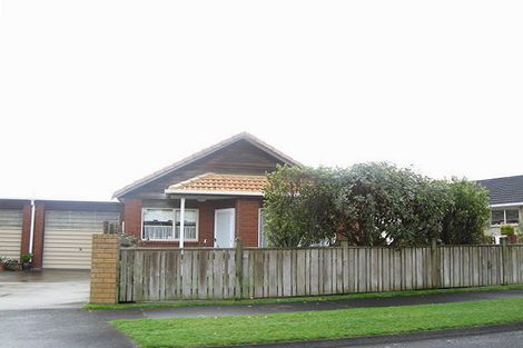 Photo of property in 12 Park Lane, Waitara, 4320