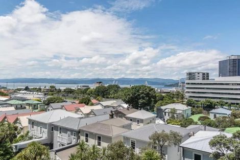 Photo of property in 31/125 Grant Road, Thorndon, Wellington, 6011