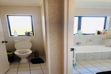 Photo of property in 119 Burswood Drive, Burswood, Auckland, 2013