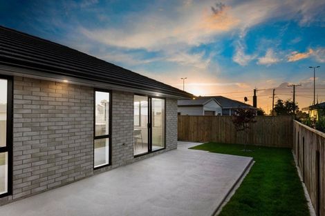 Photo of property in 28b Bartholomew Road, Levin, 5510