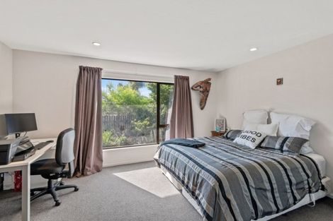Photo of property in 3 Pinaster Place, Parklands, Christchurch, 8083