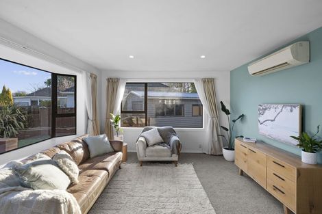 Photo of property in 12 Briggs Road, Mairehau, Christchurch, 8052