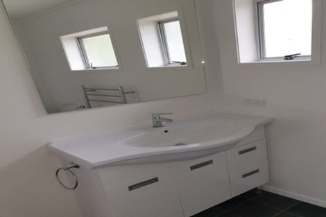 Photo of property in 1 Stredwick Drive, Torbay, Auckland, 0630