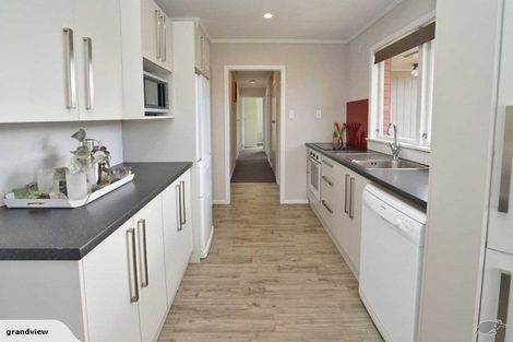 Photo of property in 84 Pohutukawa Drive, Pukete, Hamilton, 3200